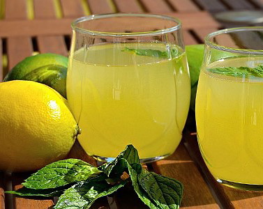 Как приготовить натуральный лимонад в домашних условиях?